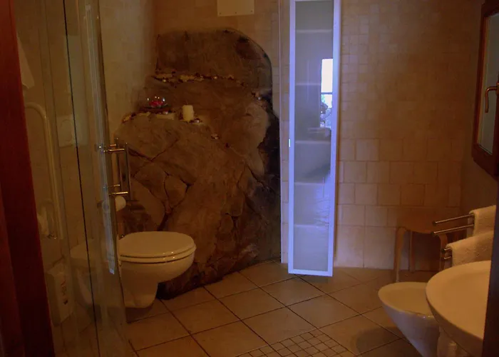 Amoliv Bed & Breakfast 4*