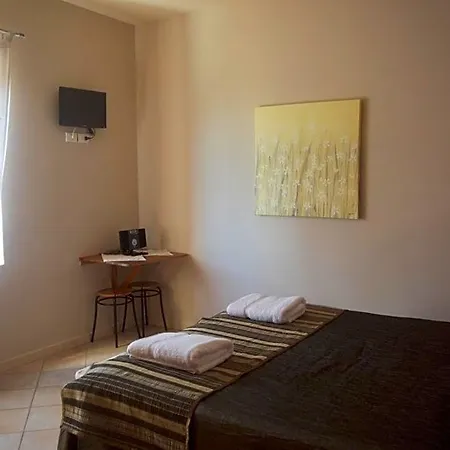 Amoliv Panzió 4*