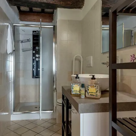 Amoliv Bed and breakfast
